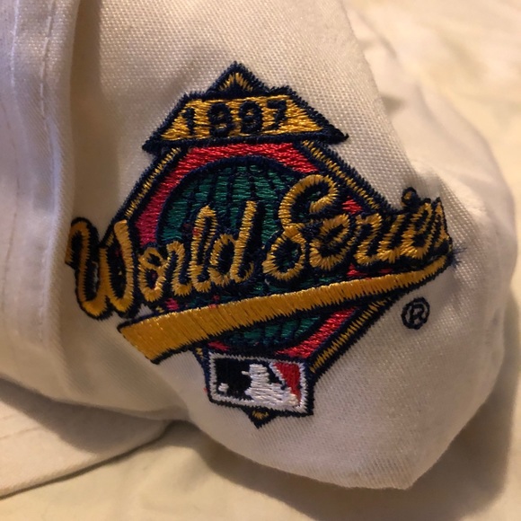 1997 Florida Marlins MLB World Champions SnapBack - Picture 3 of 6